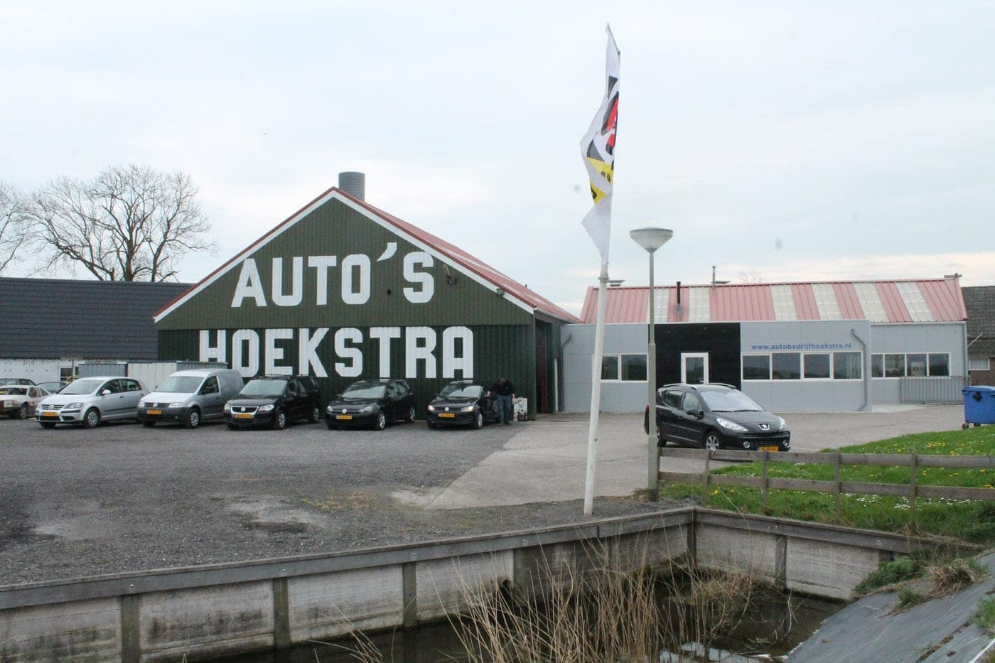 Werkplaats Autobedrijf Hoekstra in Hilaard